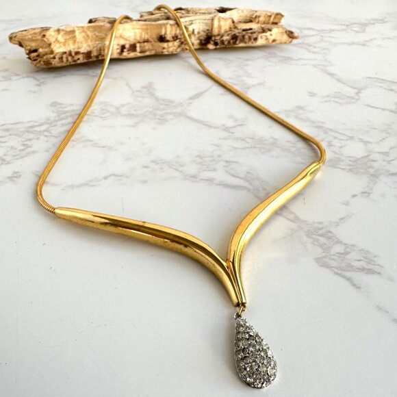 Trifari Jewelry - Vintage Crown Trifari Necklace, Gold Tone Collar, Rhinestone Teardrop Pendant
